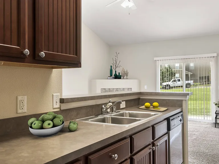Ironwood Apartments and Townhomes — Photo 93
