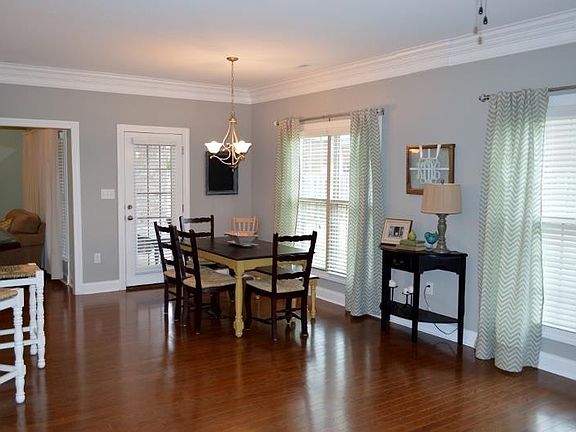 2nd image of 4519 Highland Park Dr