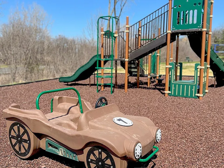 River Oaks Apartments of Rochester Hills — Photo 30