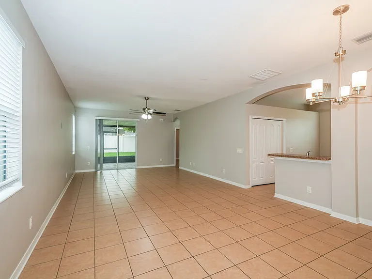 8226 Summer Wood Ln — Photo 4