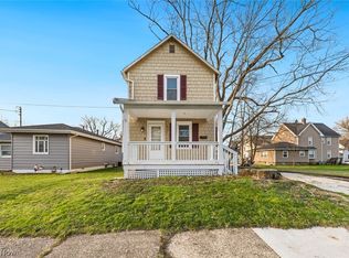 615 W Spruce Ave, Ravenna, OH