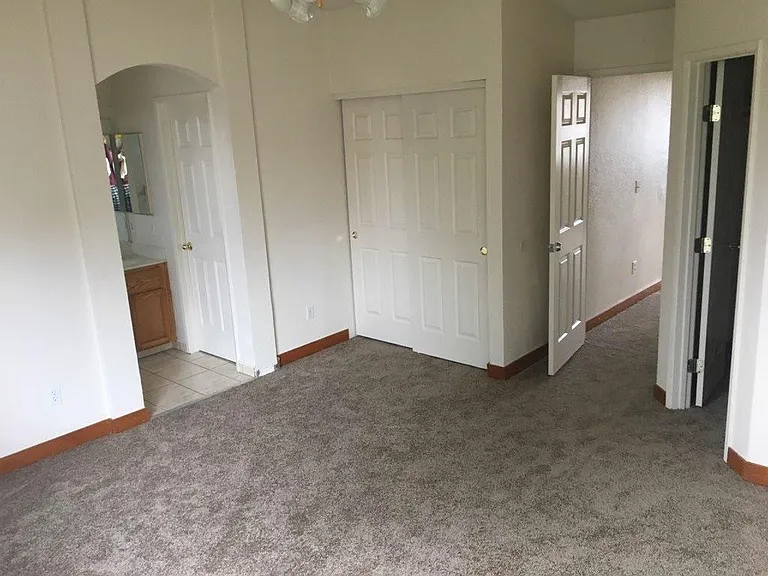 1981 Gordon Verner Cir — Photo 10
