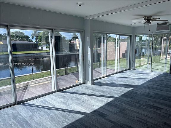 4th image of 5909 NW 67th Ave #101