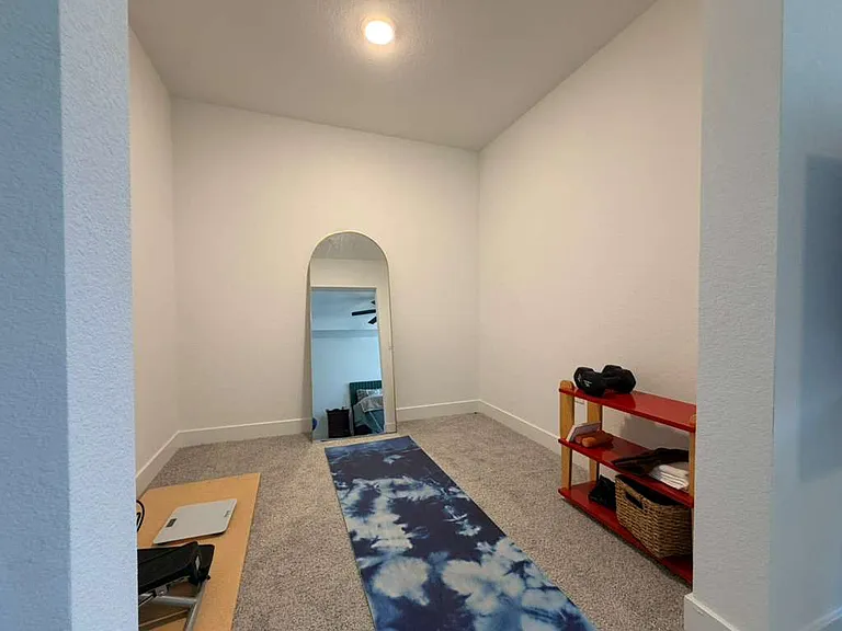 15932 Mavericks Ln — Photo 14