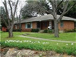 3rd image of 9714 Losa Dr