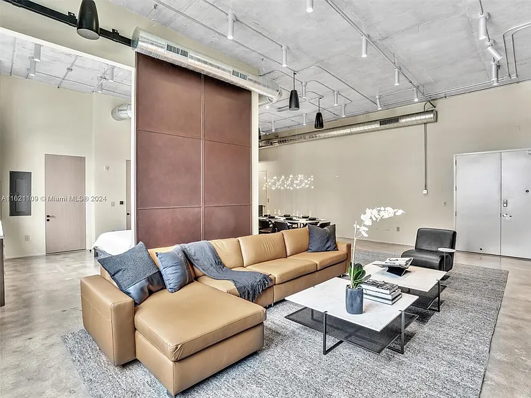 250 NW 23rd St #410 — Photo 9