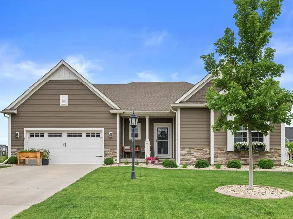 35174 Winnebago COURT, Summit, WI 53066