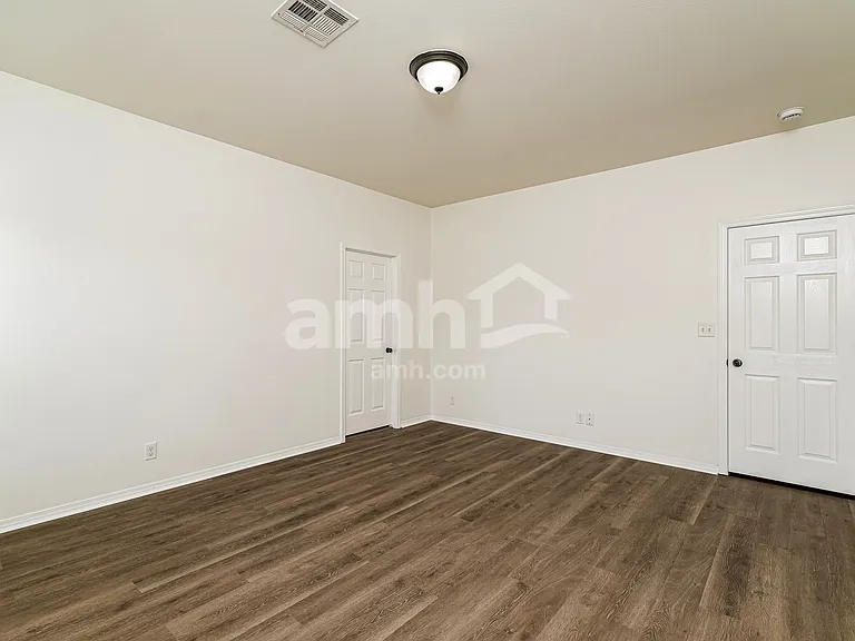 2604 W El Dorado St — Photo 9