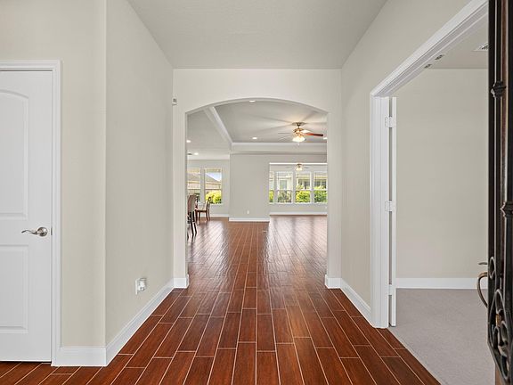 4th image of 503 Spindrift Cir