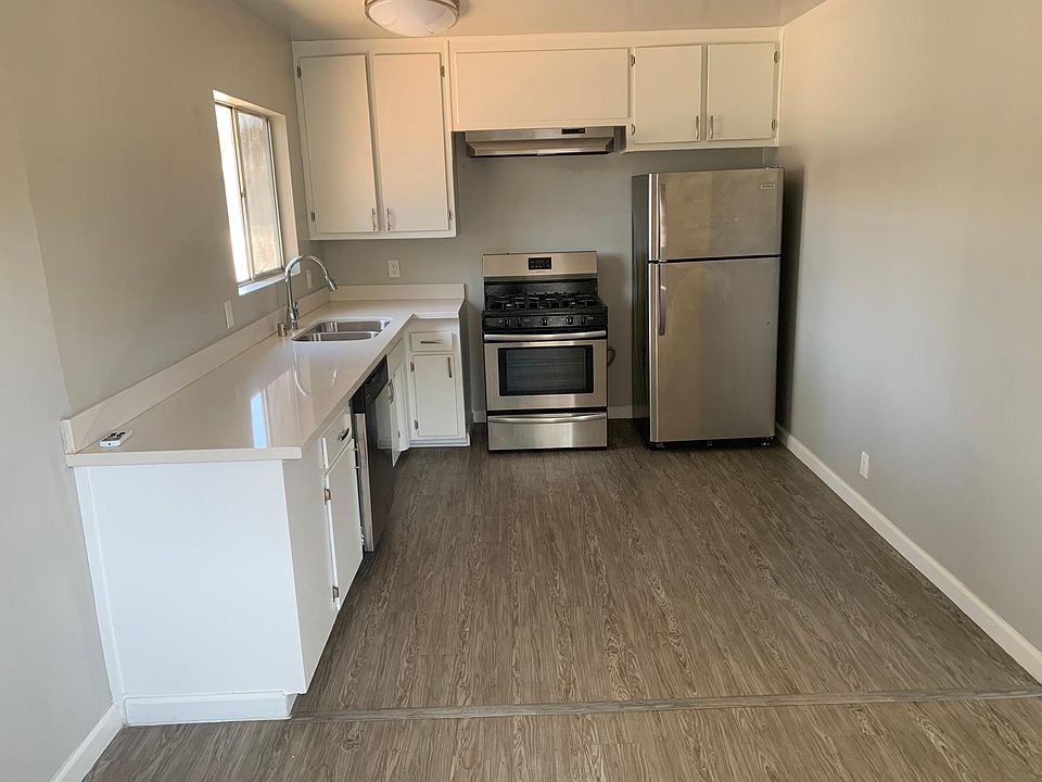 1st image of 11557 Erwin St #8