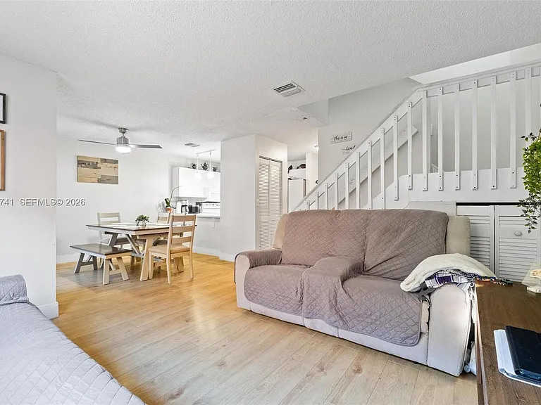 6235 Kendale Lakes Cir #247 — Photo 12