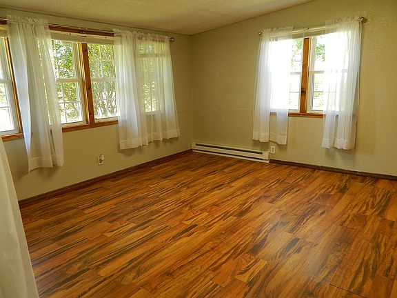 3rd image of 309 Whitman St