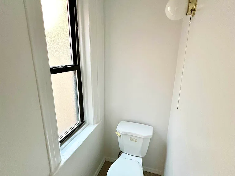344 E 62nd St #6D — Photo 9