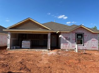 11601 SW 27th St, Yukon, OK 73099