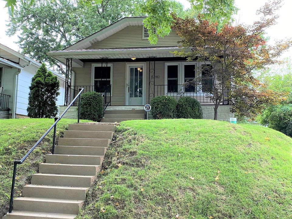 1st image of 5240 Dewey Ave