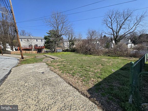 4th image of 0 Woodside Ave