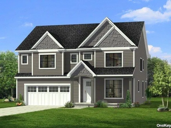 691 Kirby Lane, West Babylon, NY 11704