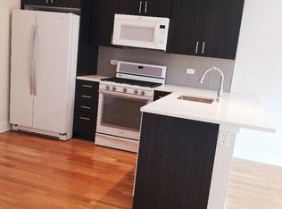 4639 N Broadway St APT 202, Chicago, IL 60640