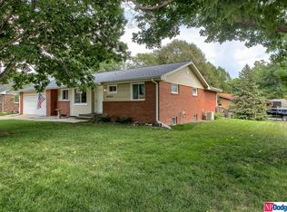 4020 S 33rd St, Lincoln, NE 68506