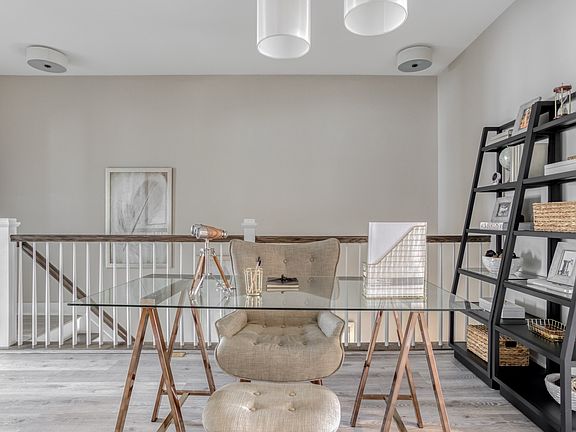 Versatile loft