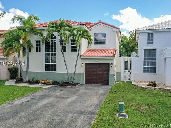 2nd image of 10691 N Saratoga Dr