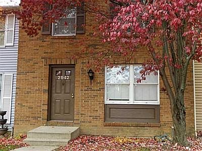 2nd image of 2942 Hollyhead Dr