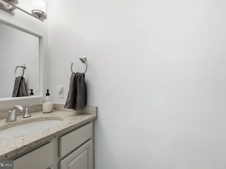 9120 Huber Ct — Photo 19