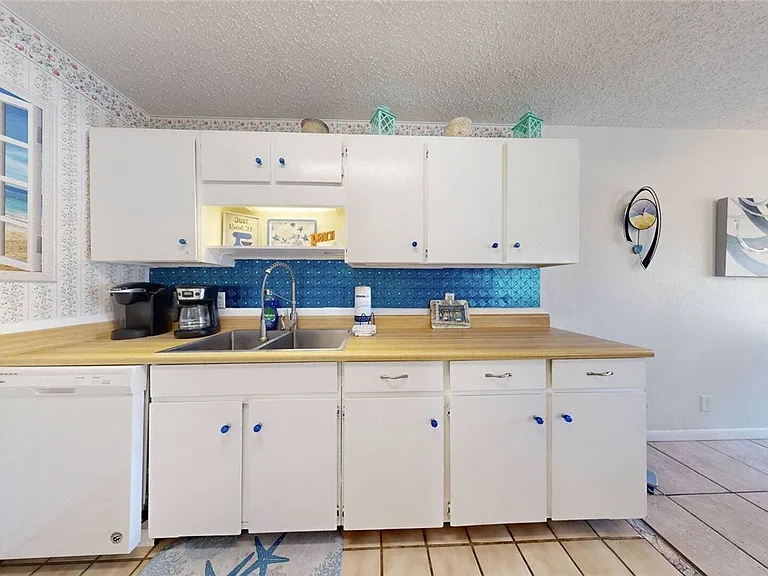 15005 Windward Dr #121 — Photo 14