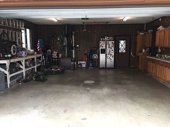 Garage Oversized