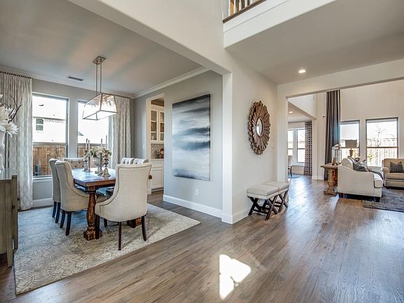 5248 - Dining Family Room