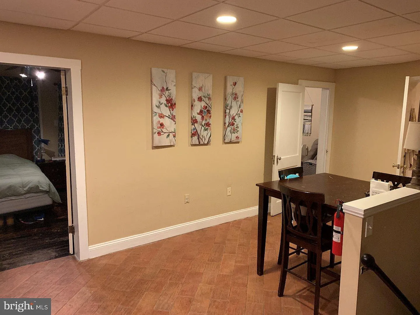 2 bed, 1061 sqft, $1,800 — Photo 3