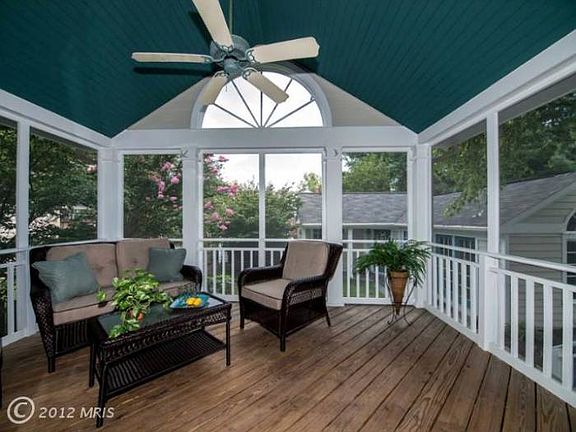 screened in porch