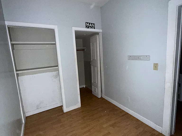 31 Clarke Ave #2 — Photo 5