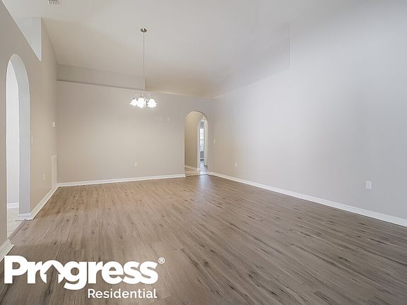 3rd image of 2333 Tealwood Cir