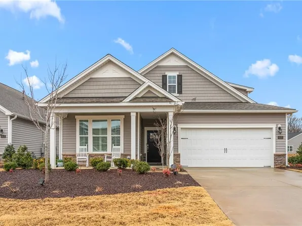6525 Grogan Hill Rd, Whitsett, NC 27377