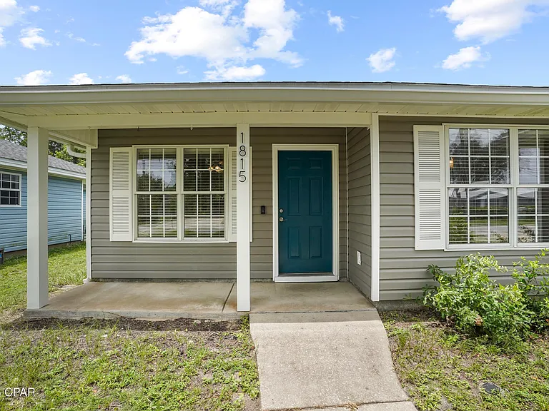 1815 Foster Ave — Photo 51