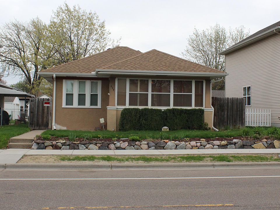 1st image of 637 5th Ave S