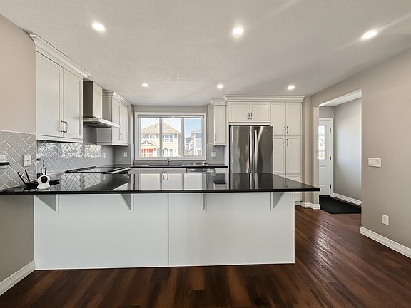 3rd image of 414 Masters Rd SE #414