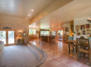 11 Revere Rd, Carnegie, PA 15106