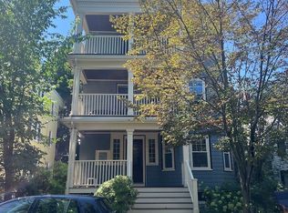 7 Lewis St #1, Somerville, MA 02143