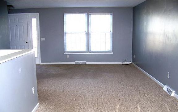 3rd image of 5739 Lake Hill Dr