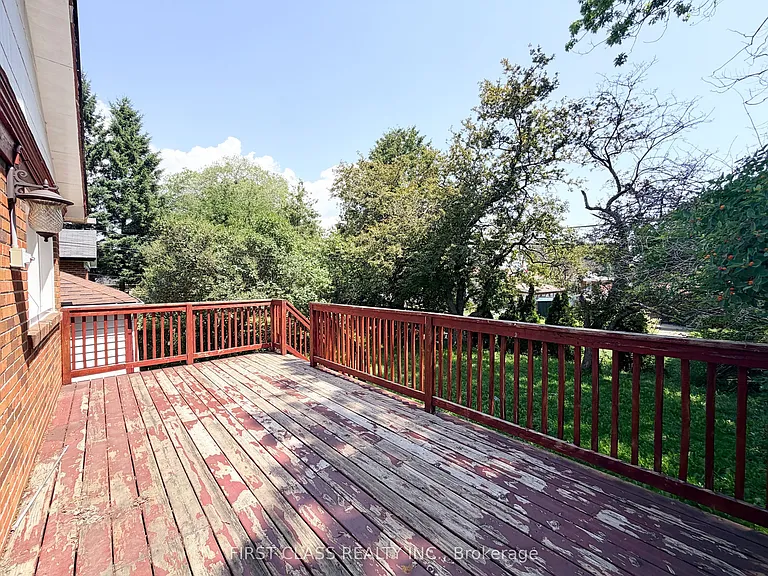 87 Vauxhall Dr — Photo 15