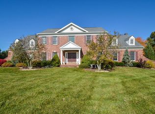 1984 Amber Dr, Newtown, PA 18940