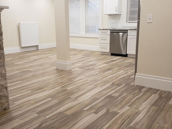 21 1/2 Congress St APT 1, Greenfield, MA 01301