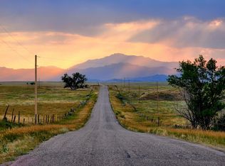 26 Fish Creek Rd, Wheatland, WY 82201