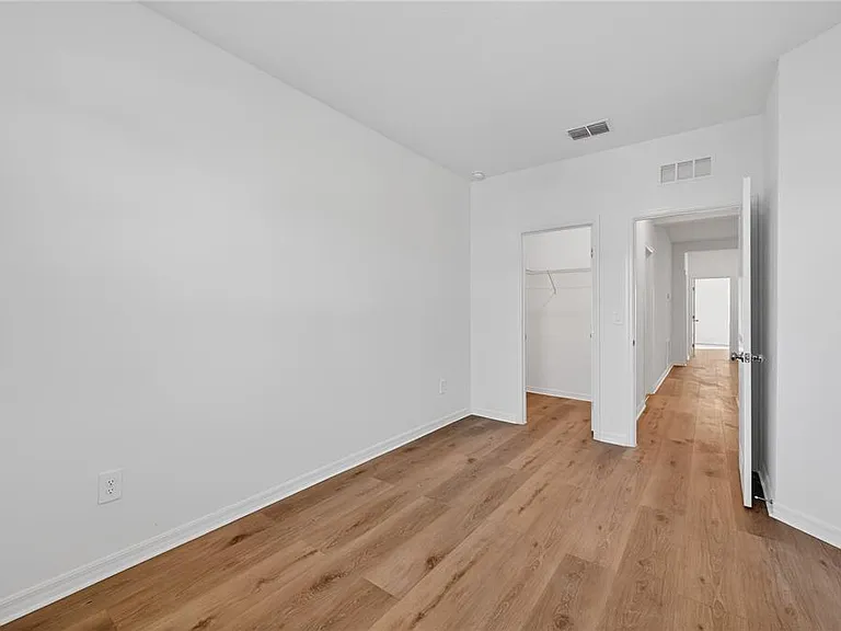 3346 Lapis Lake Dr — Photo 16