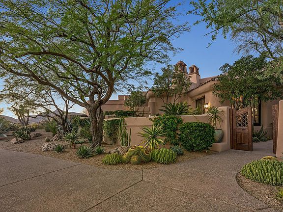 4th image of 10554 E Palo Brea Dr