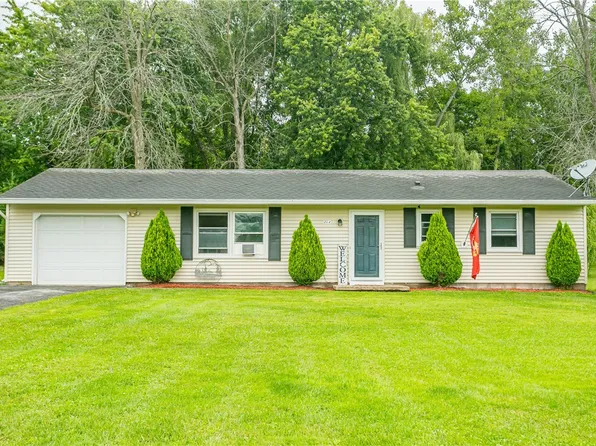 4640 County Road 4, Canandaigua, NY 14424