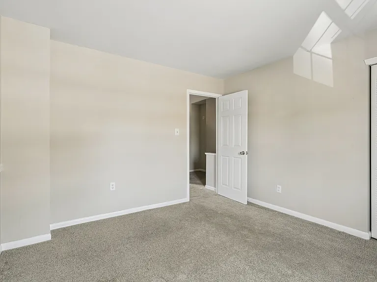 506 Genneys Way — Photo 12