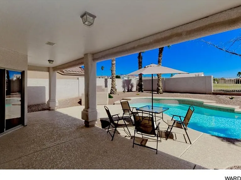 820 Granada Vereda — Photo 20
